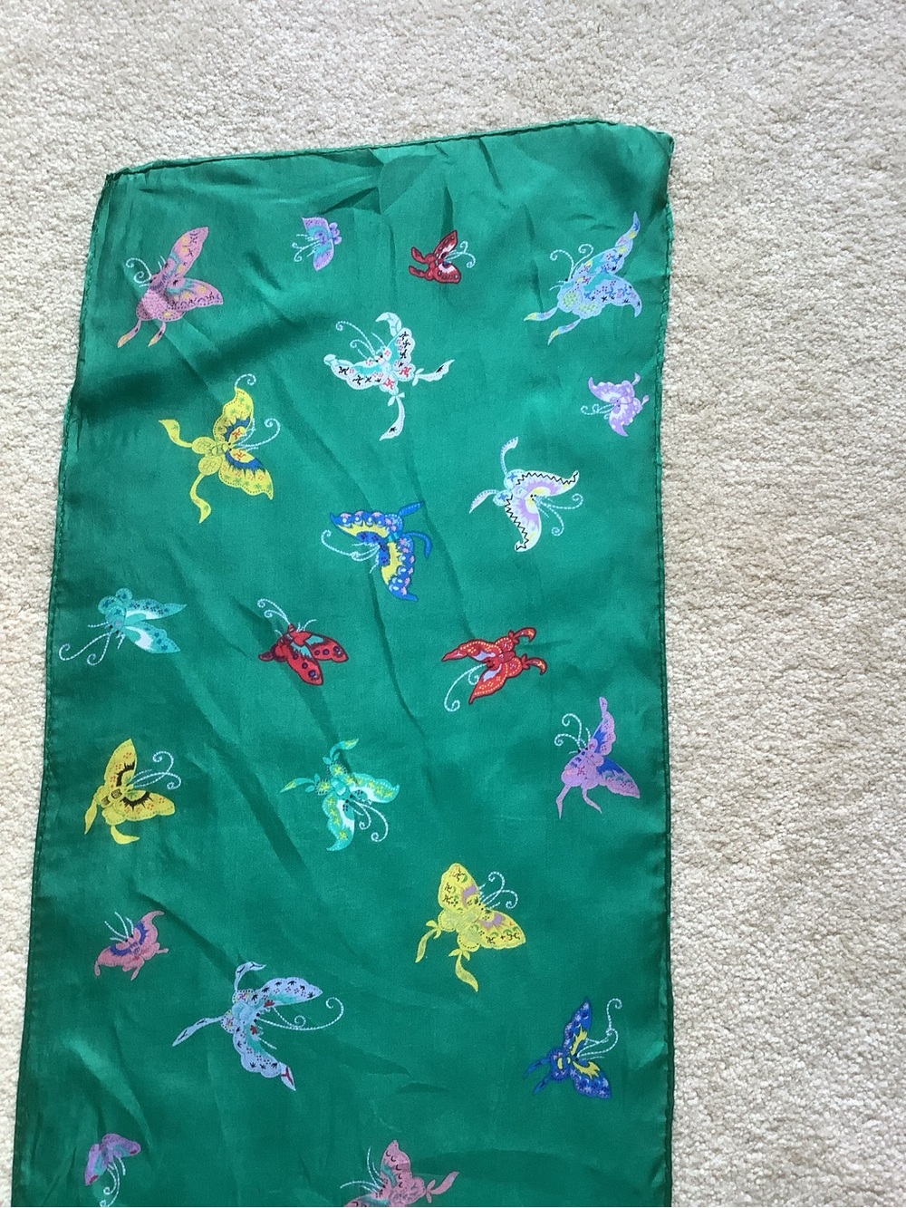Smithsonian Institution Reproduction Green Butterfly Print Silk Scarf - Picture 7 of 13